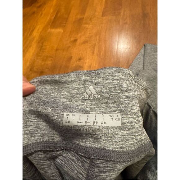 Woman’s adidas climalite workout pants 7/8 length gray size large - Picture 4 of 4